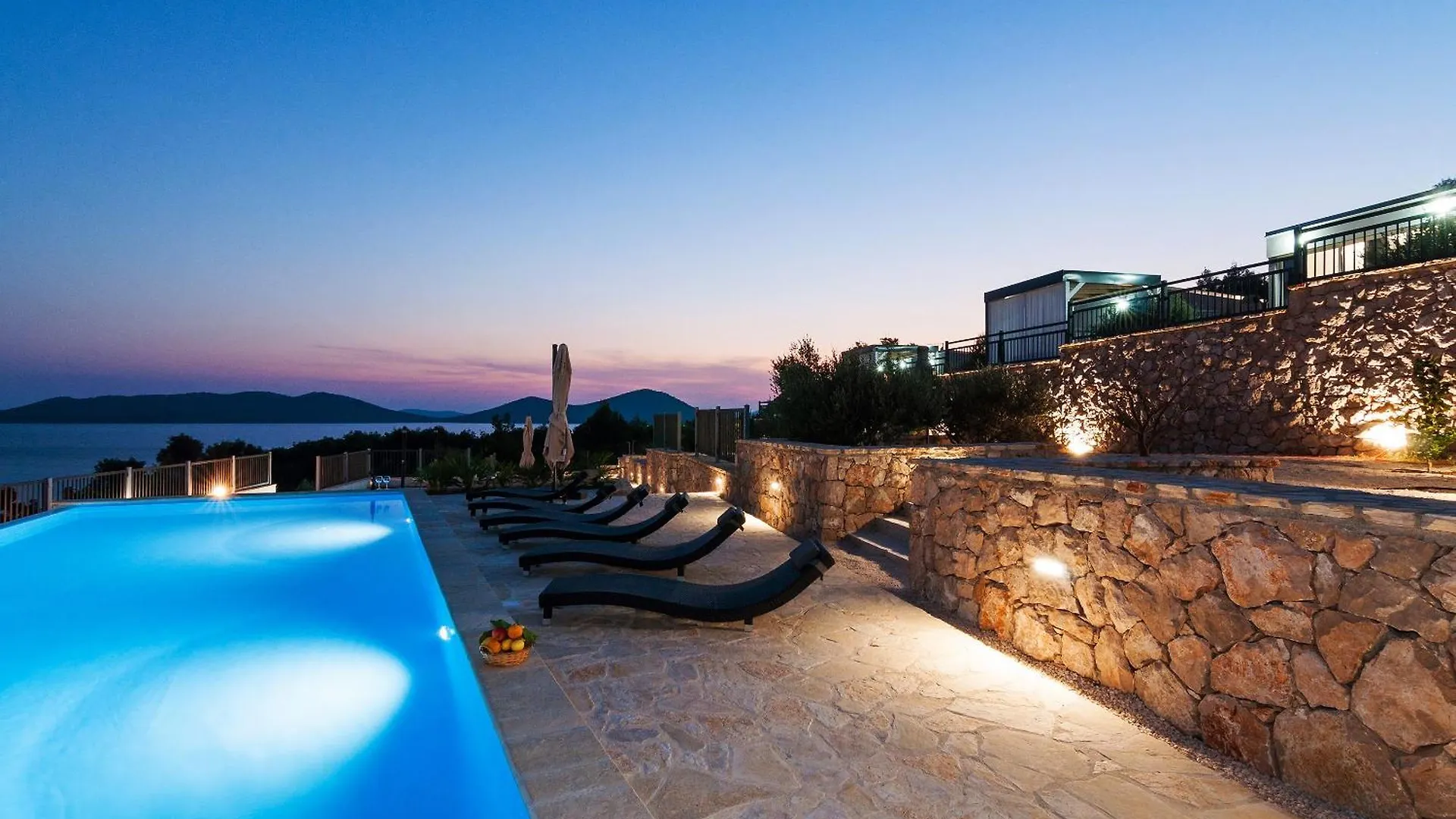 Horizon Blue Camp Hotel Drage 0*,